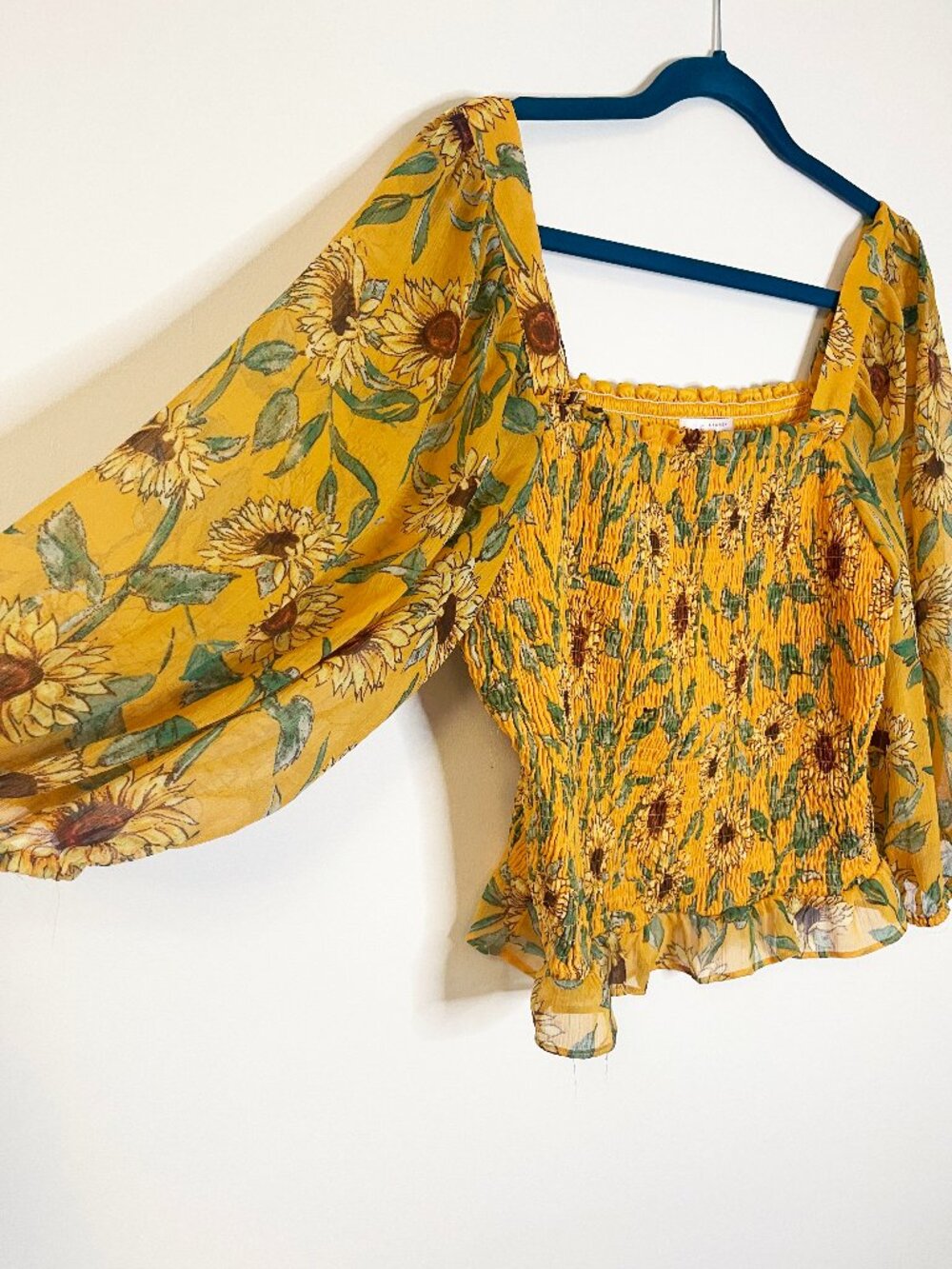 Lauren Conrad Sunflower Smocked Peasant Top XL Cottagecore Milkmaid Boho